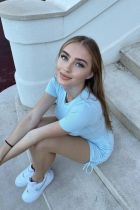 Лара: отсосу сегодня, 8 499 375-20-37