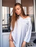 Александра — девушка на час в Москве