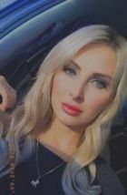 Юля - секс с развратной моделью в Москве